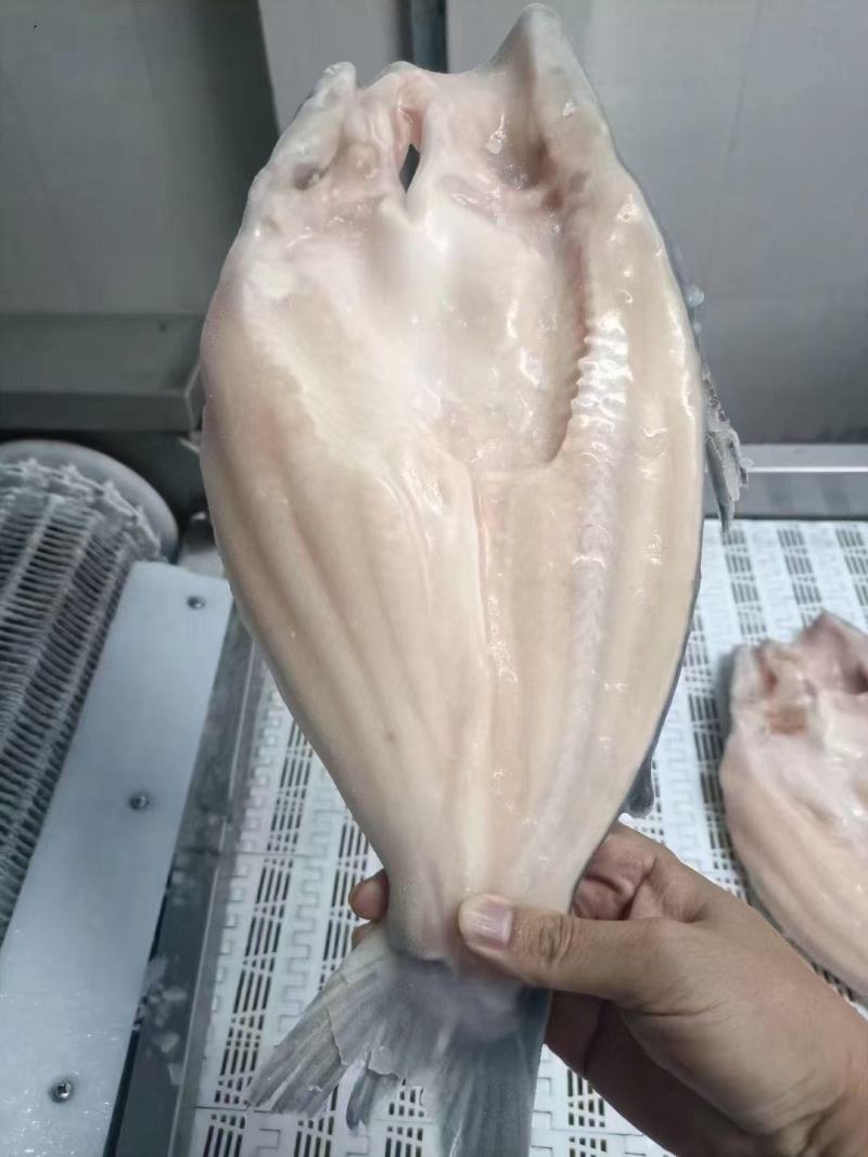 开背巴沙鱼（蒜香味）