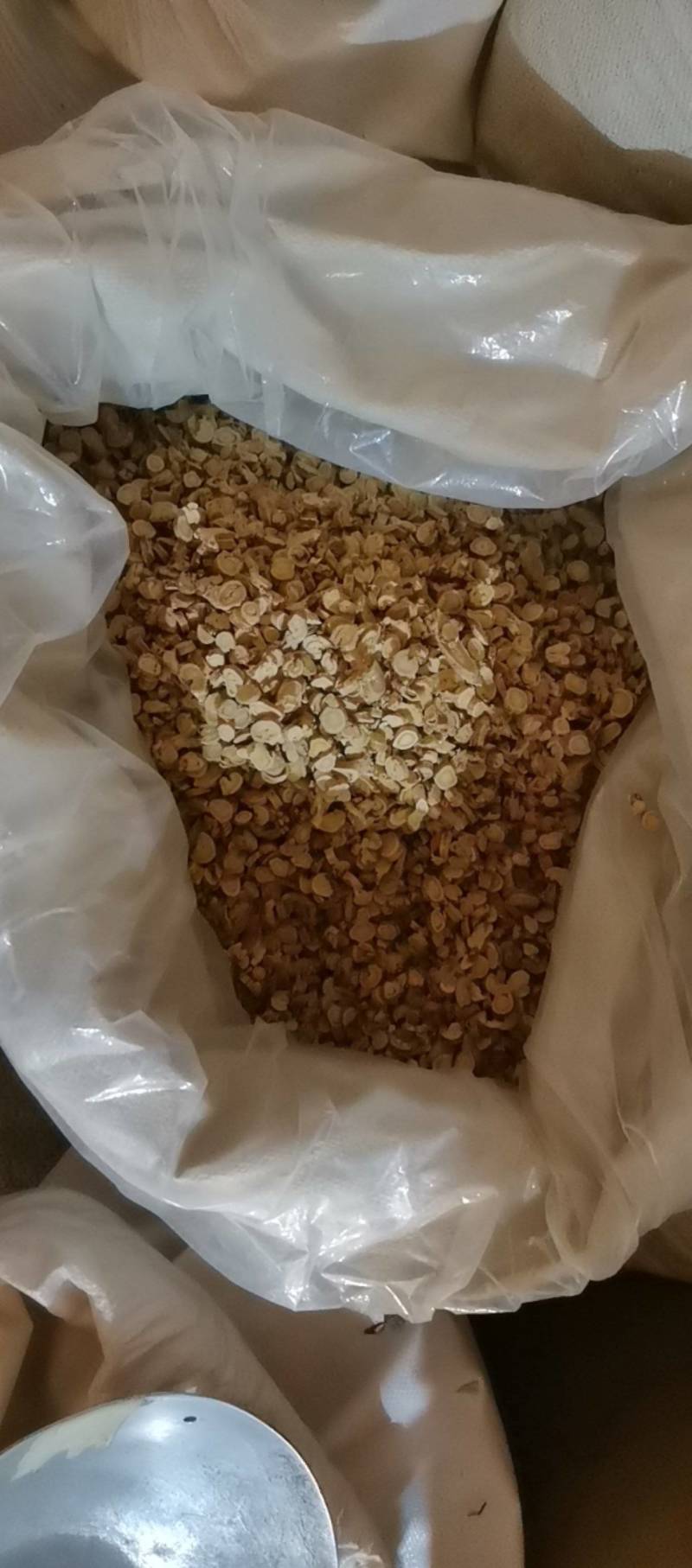 山东菏泽一手货源黄芪品质好价格优对接全国市场欢迎采购