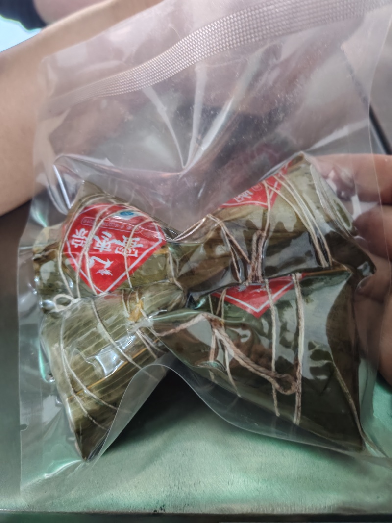 各种粽子手工制作工厂直发新鲜原材料接私人定制