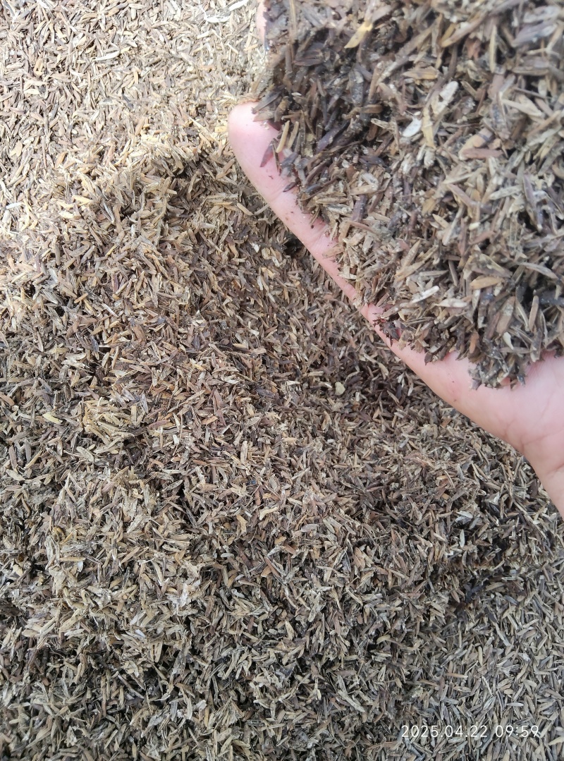 发酵稻壳，我公司集酱油，米醋大场家，年产万吨，质优量大。