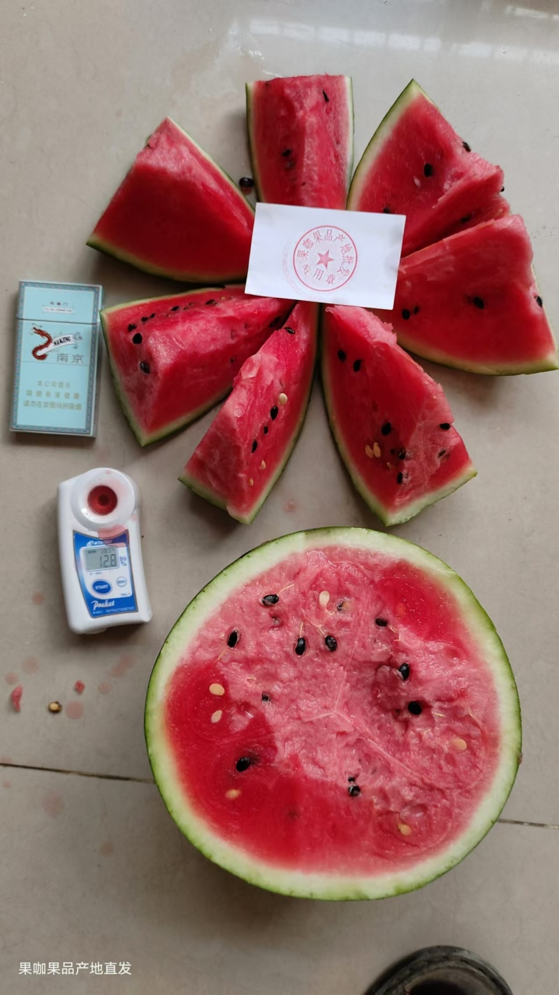 【推荐】广西甜王西瓜大量接单产地直发欢迎来电