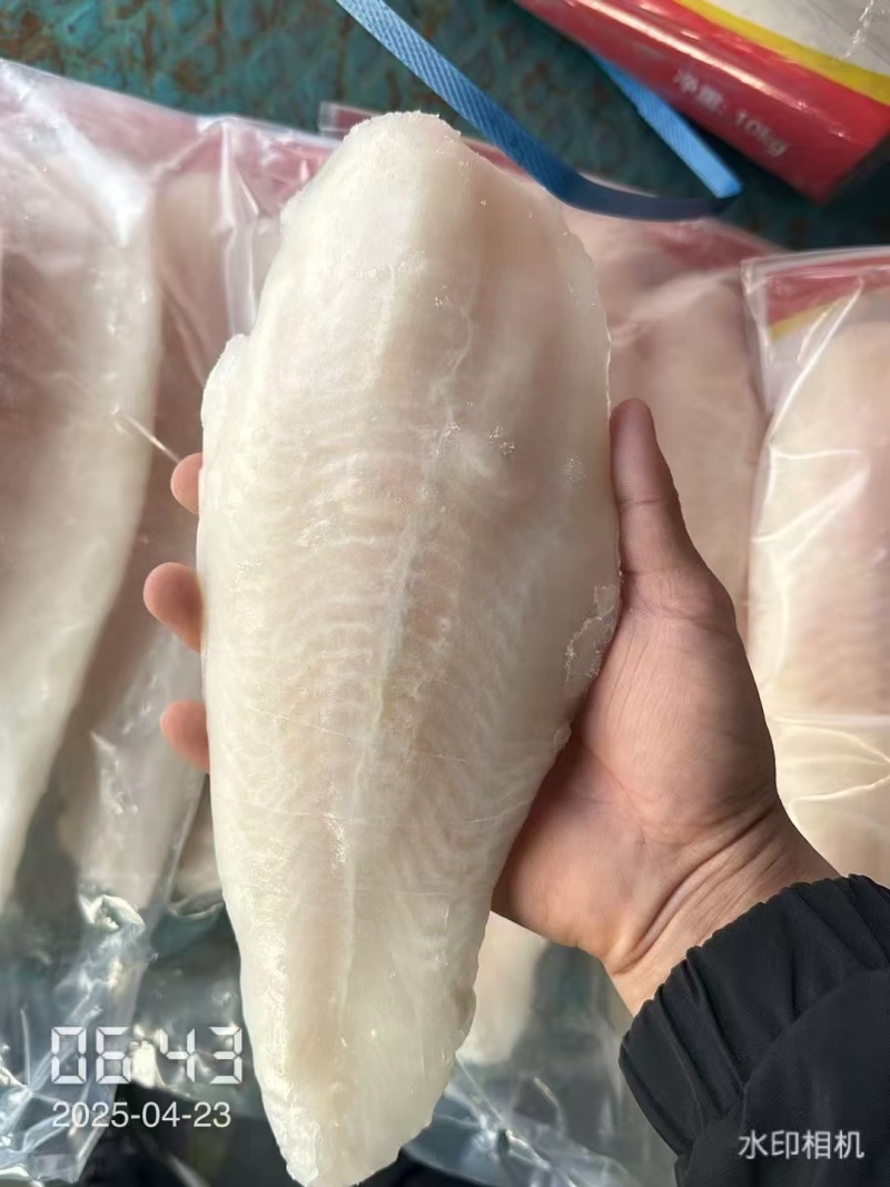 去皮巴沙鱼柳净重20斤每件