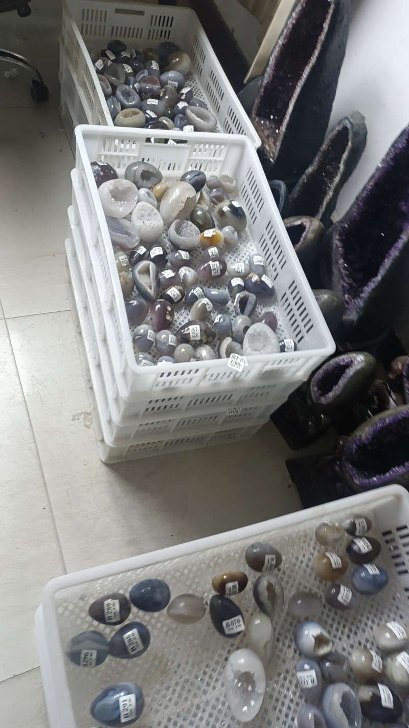 精品玛瑙恐龙蛋