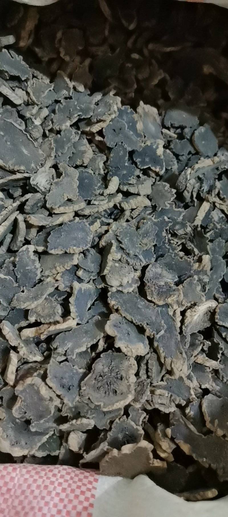 山东菏泽一手货源玄参品质好价格优对接全国市场欢迎采购