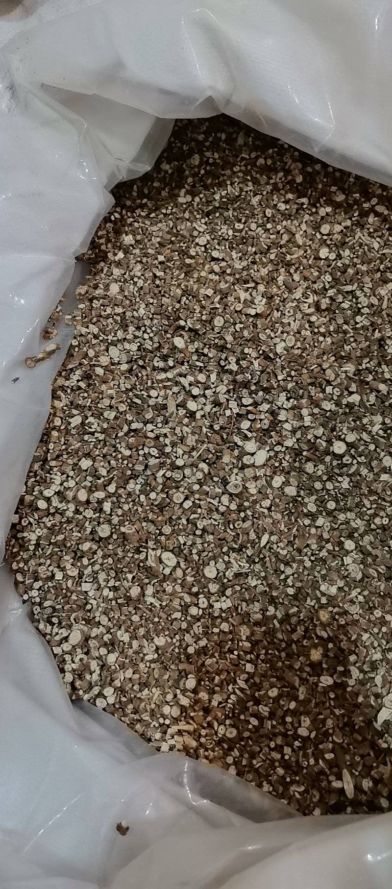 山东菏泽一手货源柴胡质量好价格优对接全国市场欢迎购买