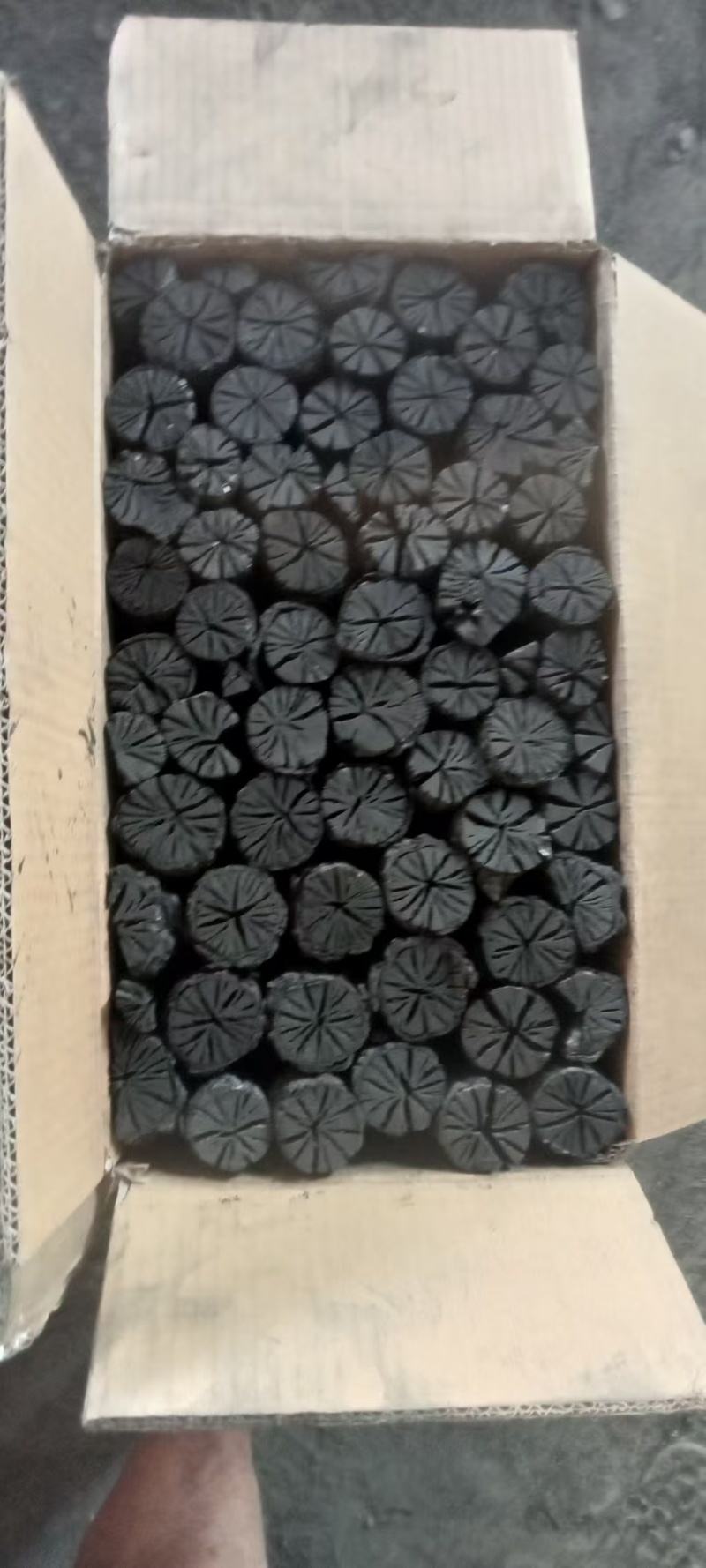 烧烤烤肉菊花白炭木炭烧烤碳全国供应可视频看货
