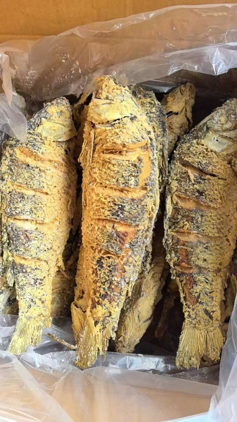 【卤味】油炸鲤鱼