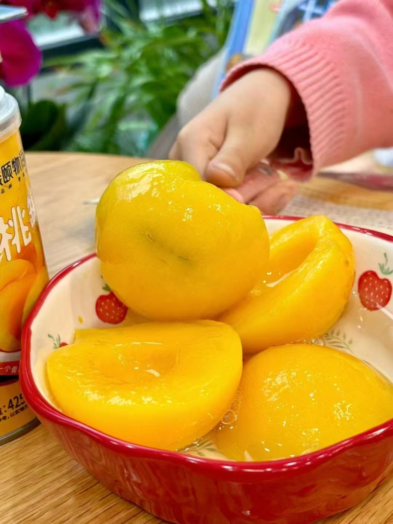 黄桃罐头
