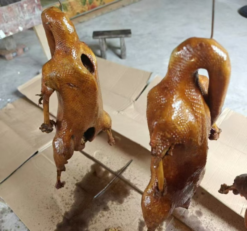 荣昌卤鹅，货量充足，品质佳，肉质鲜美，欢迎咨询