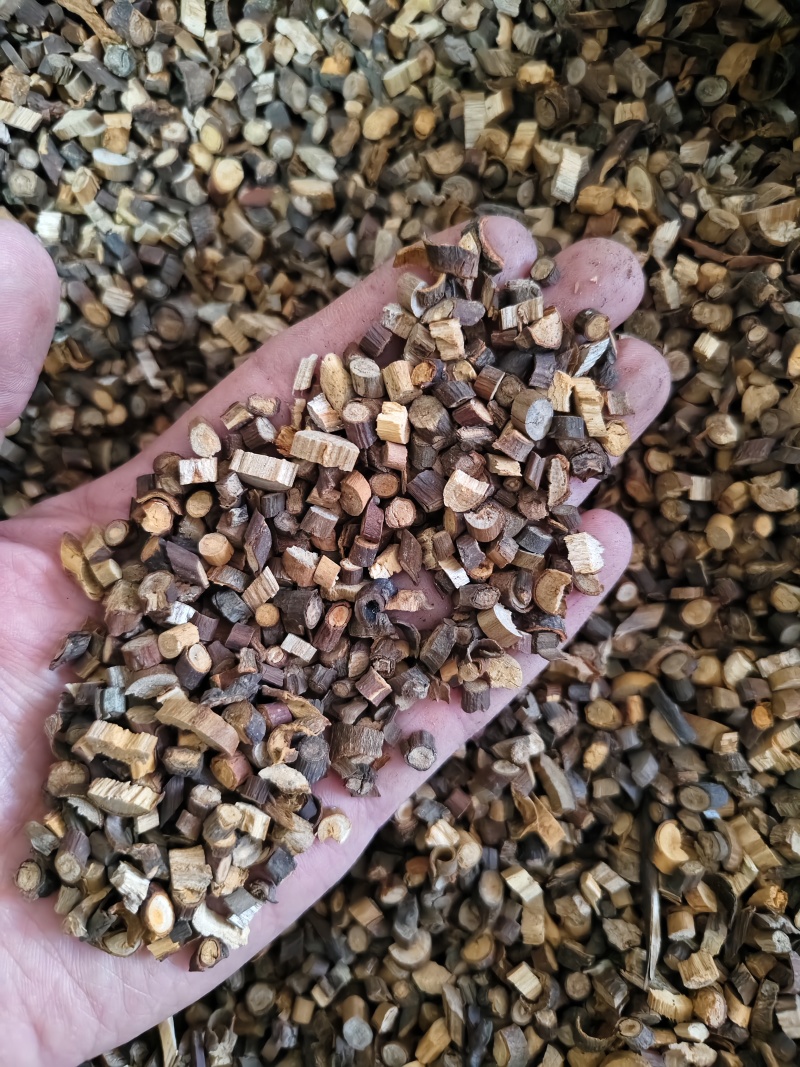 桂枝中药材桂枝各种规格桂枝尖桂枝片散装批发量大运费可谈