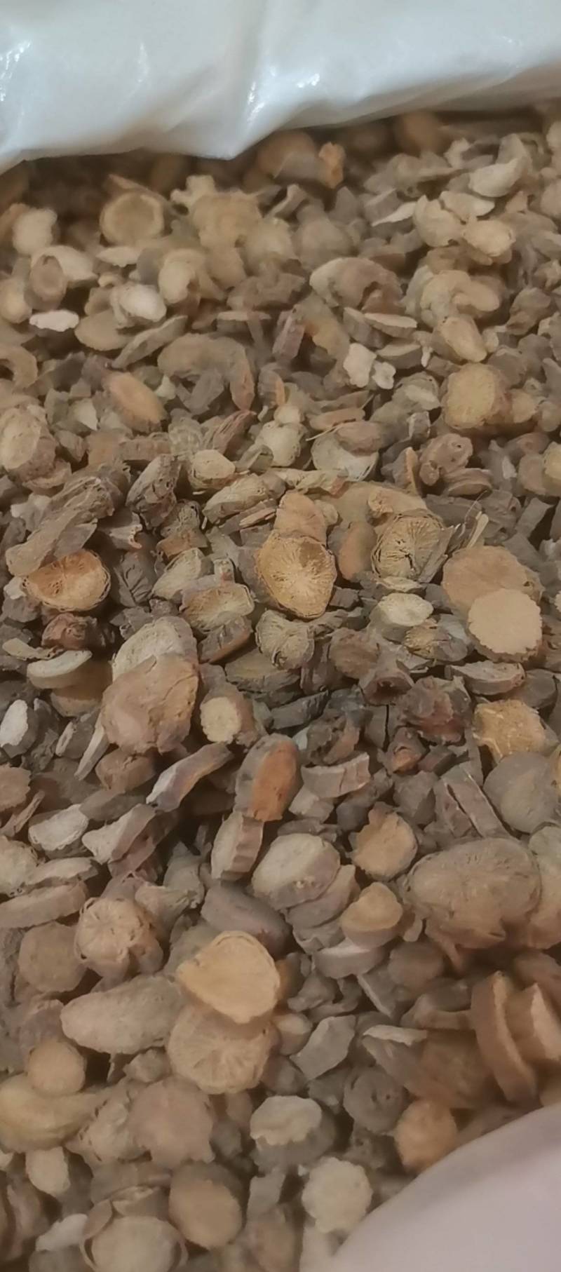 山东菏泽一手货源赤芍品质好价格优对接全国市场欢迎采购