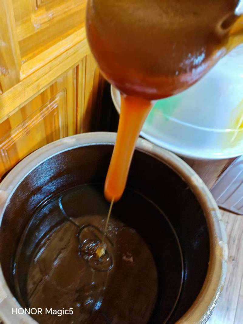 高原药材野生蜂蜜