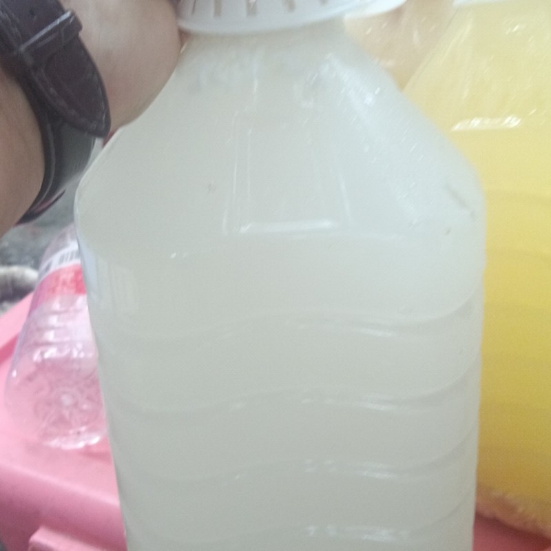 农家自酿糯米酒，中越边境山区！纯手工制作！