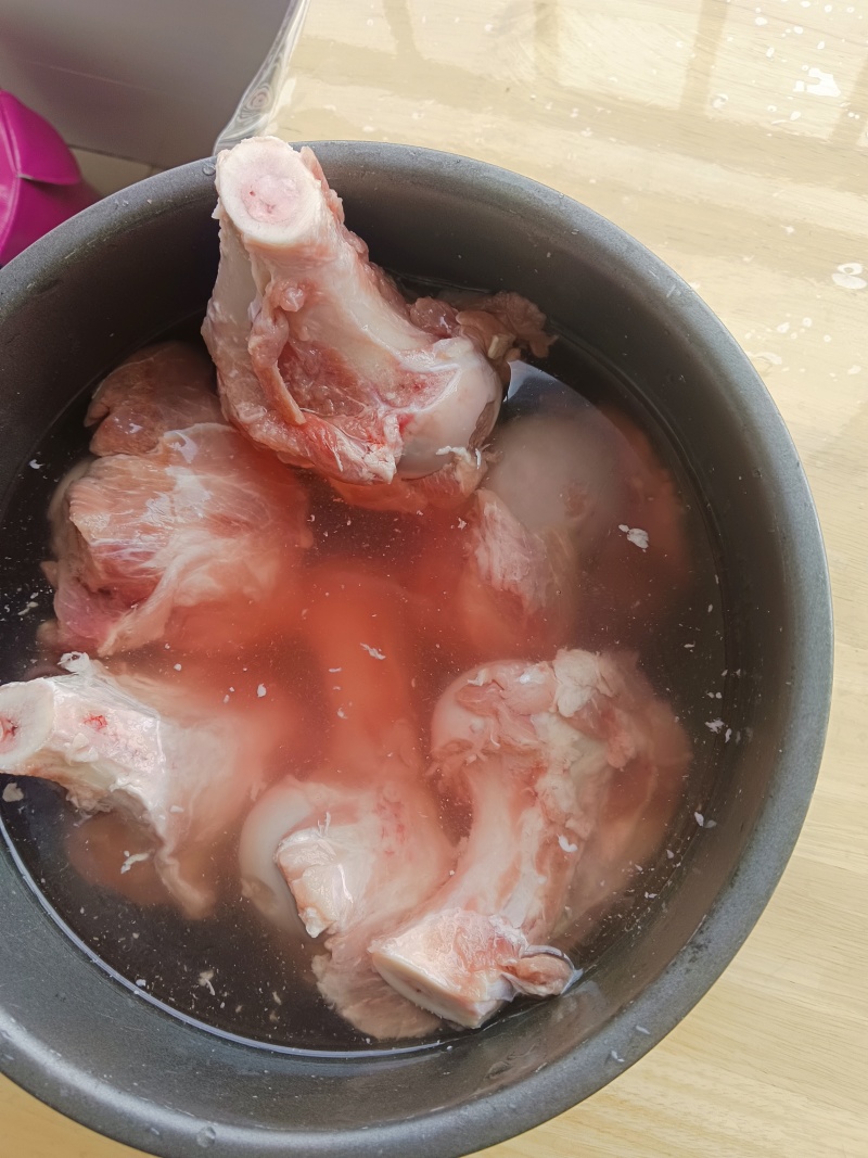 猪大头棒骨，猪棒骨，筒骨，筒子骨
