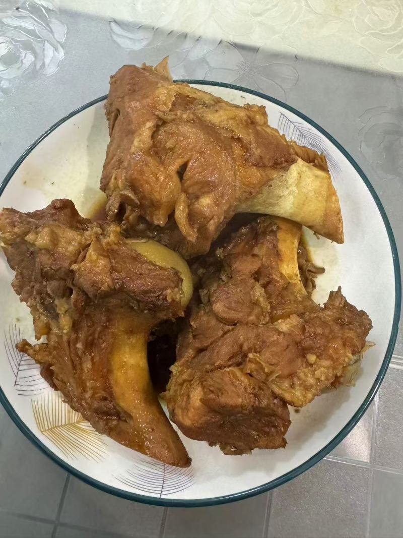 0617前腿骨，猪棒骨，大头棒骨，筒子骨