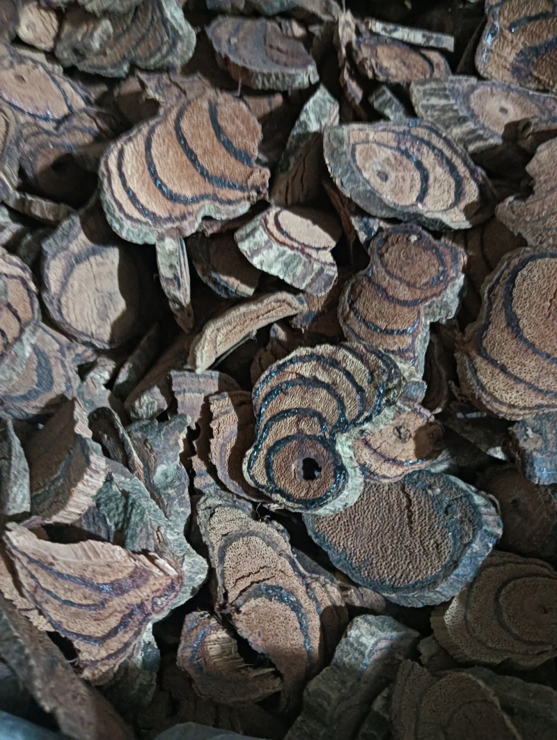 鸡血藤选货供应实物实拍产地一手货源量大优惠