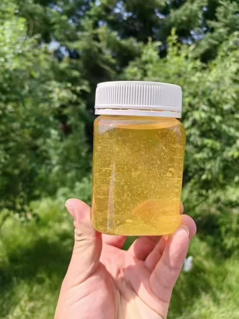 长白山椴树雪蜜，结晶在42度左在，有资质，品质好