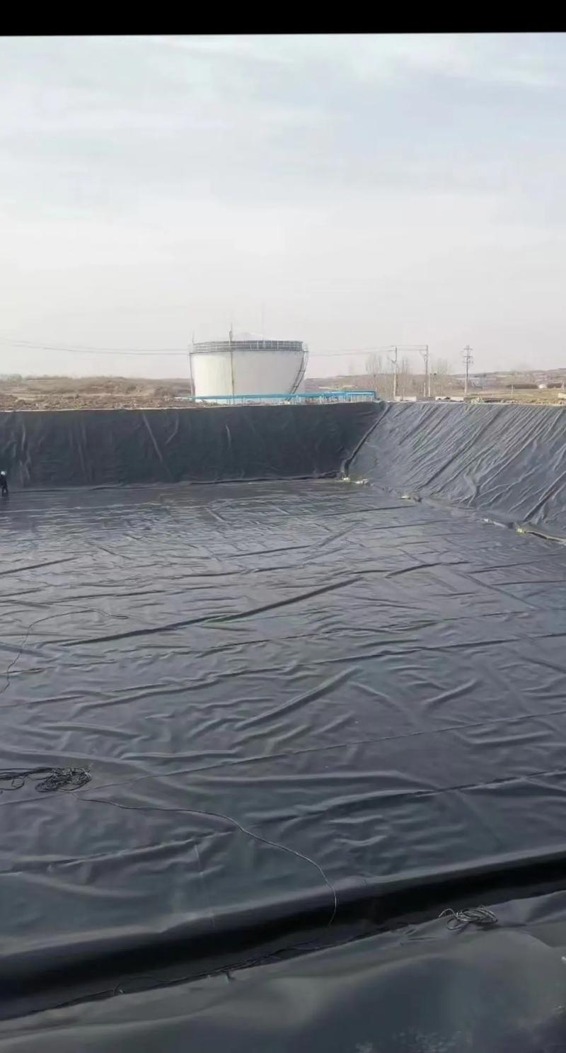 蓄水池鱼塘垃圾填埋场藕池水产养防水膜厂家自产自销