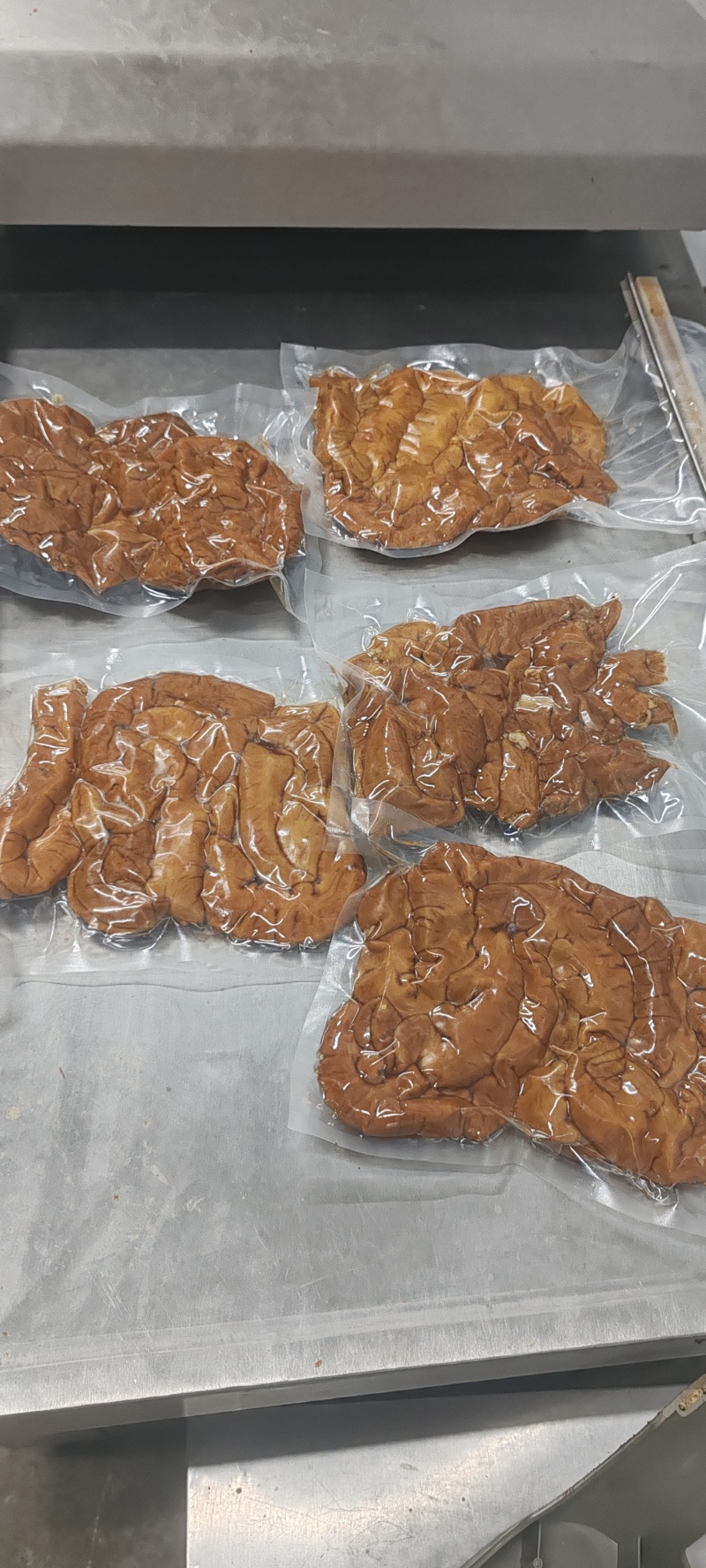 卤肥肠，全熟，去油率85%以上，真空包装