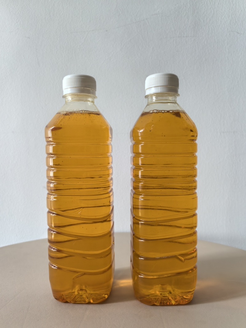 天然萃取百分纯度山茶油