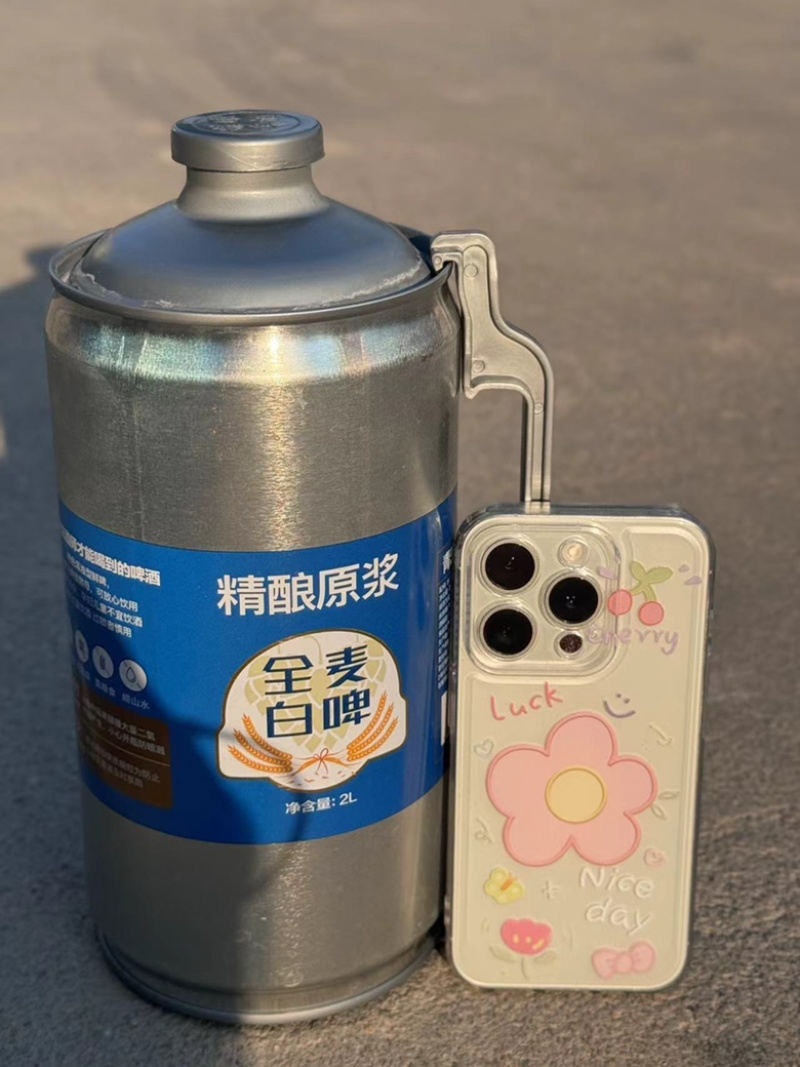 顺丰包邮鲜装青岛瑞井精酿啤酒2L装特惠包邮