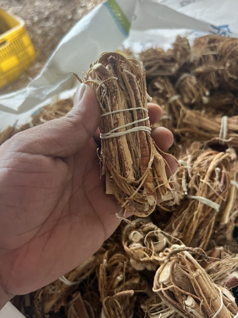 五指毛桃新鲜五指毛桃干货节子小扎把天然烘干