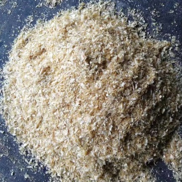 玉米皮白皮牛羊饲料喷浆玉米皮碎玉米皮下脚料量大