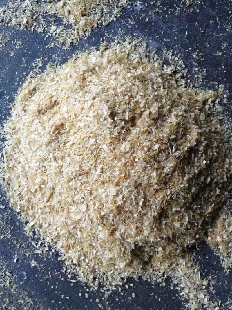 玉米皮白皮牛羊饲料喷浆玉米皮碎玉米皮下脚料量大