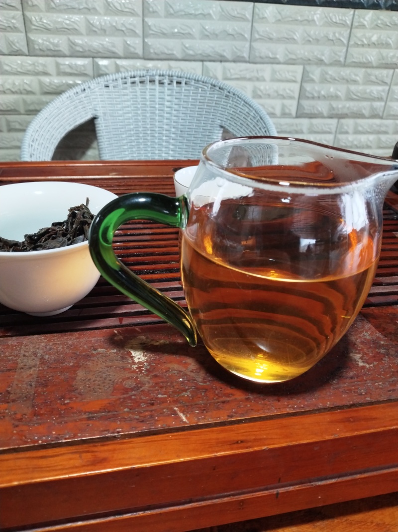云南临沧勐库大户赛野生晒红，高香高甜，