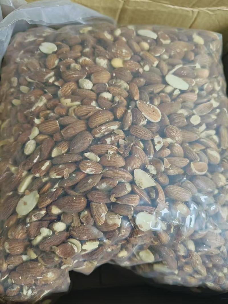 巴旦木仁，价格美丽