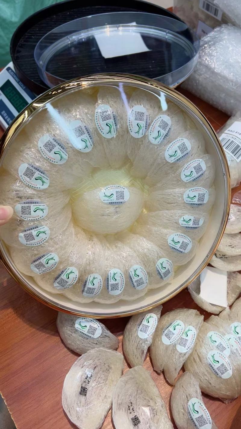 燕窝各种滋补类药材，各规格的燕窝可追溯源燕窝