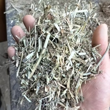 花生秧牛羊草