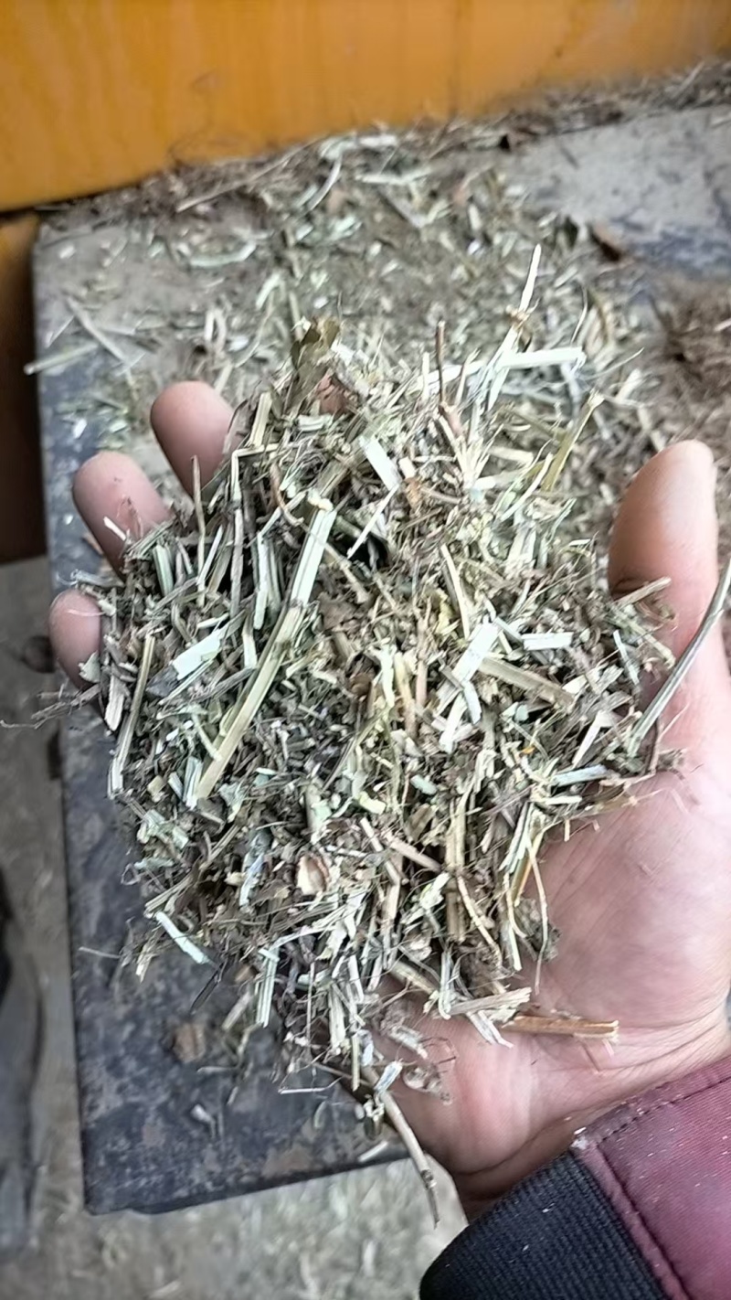 花生秧牛羊草