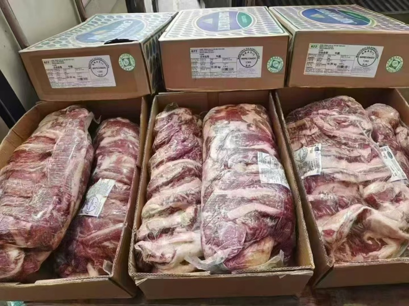 纯干精品牛腩，90比例，价格合适，质量保证，量大从优