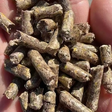 花生秧颗粒料，熟化颗粒料，好吸收好消化，全国发货。