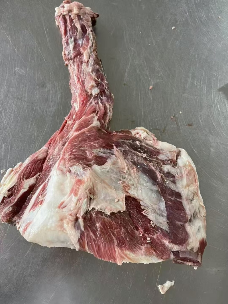 满肉方肩骨羊副产品长期供货量大价优欢迎各地老板电联