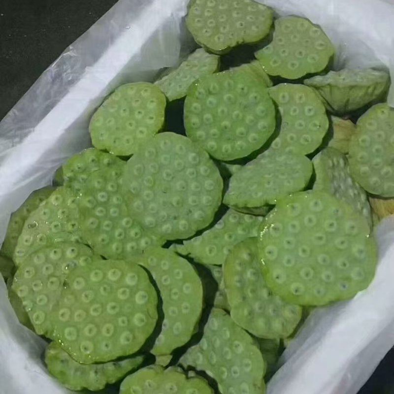 新鲜水果嫩莲蓬基地直供大量上市供货中，原产地供应全国各地