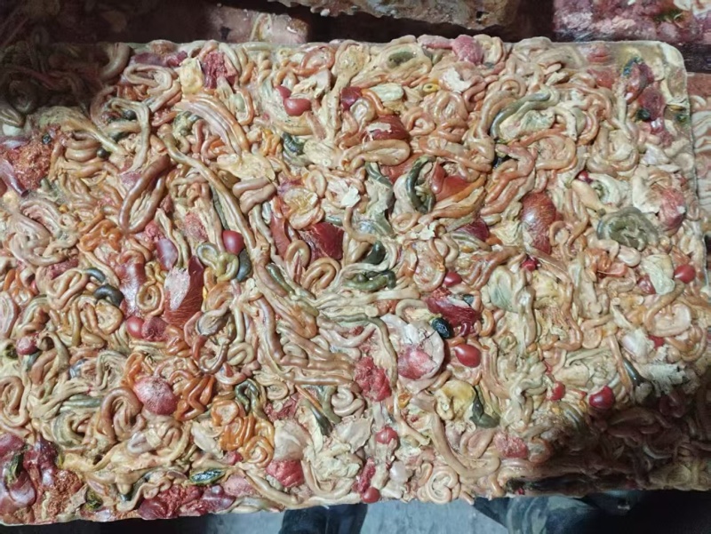 公鸡肠50吨做饲料喂狗喂鱼