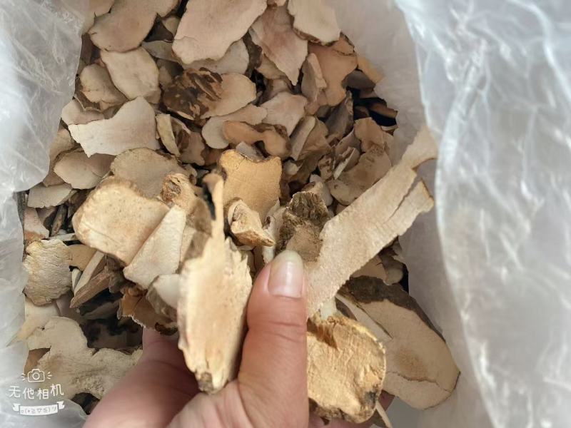 土茯苓片批发粤北韵关山区本地货厚片粉质白肉价格透明全国可