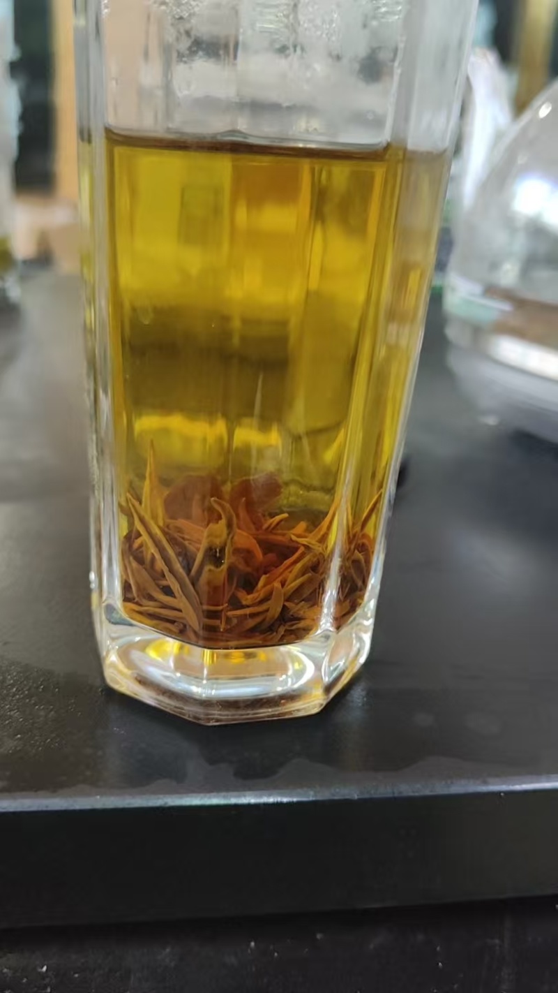 贵州精品遵义红茶叶一手货源全国可发价格美丽视频看货