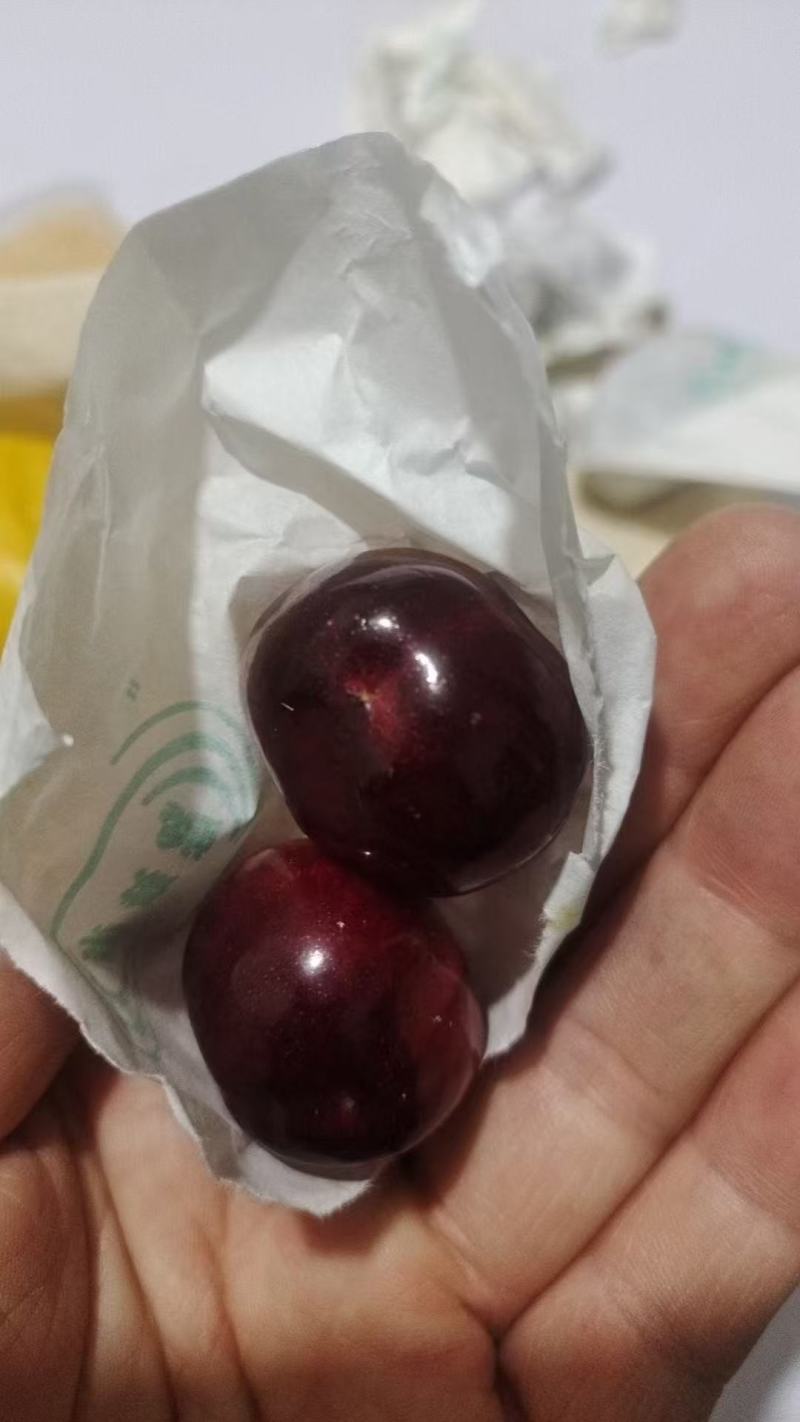 【新品上市】汉源套袋黑珍珠，大量上市对接商超批发市场