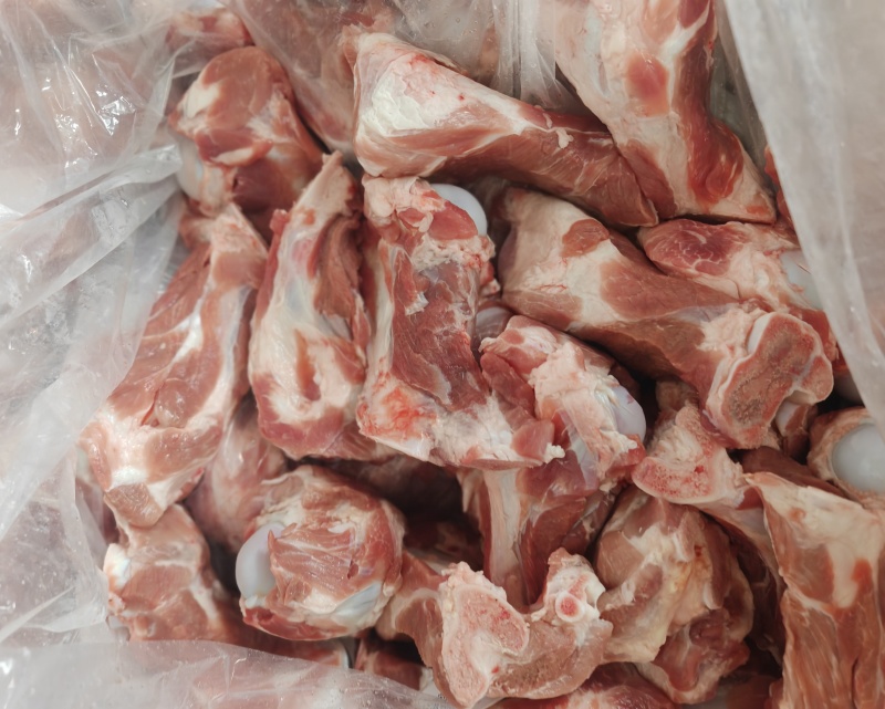 满肉前棒骨