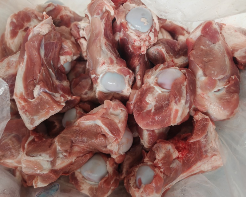 满肉前棒骨