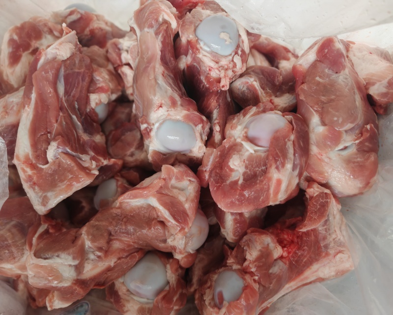 满肉前棒骨