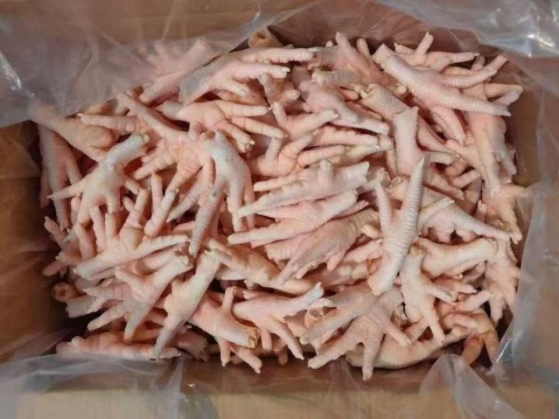 凤爪规格齐全原料屠宰场鲜鸡爪！煎炸炒家用商超批发。