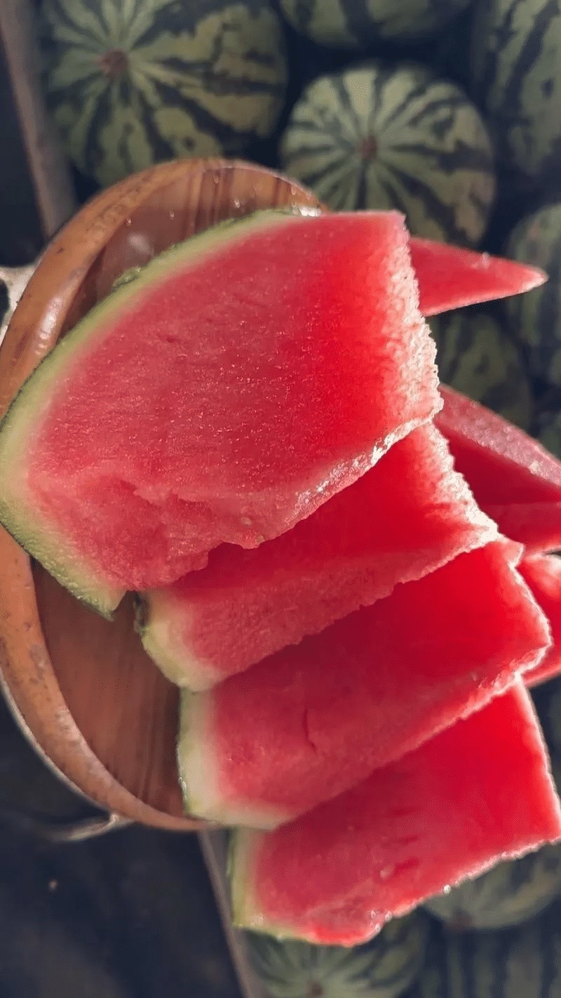 【实力】湖南无籽美都西瓜皮薄瓤甜量大从优可视频看货