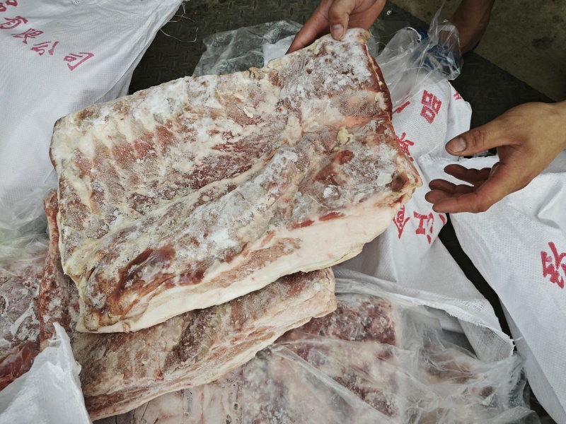 二级带皮五花肉