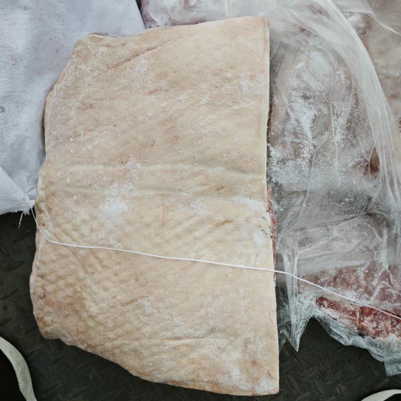三级带皮五花肉