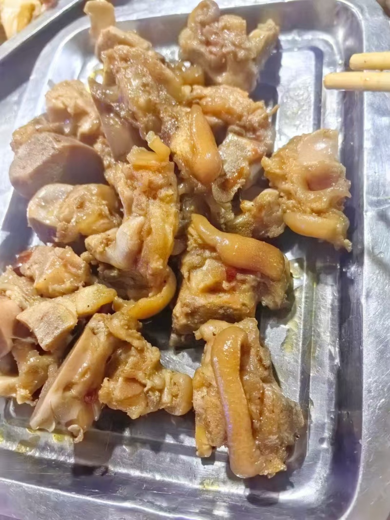 火烧猪蹄块