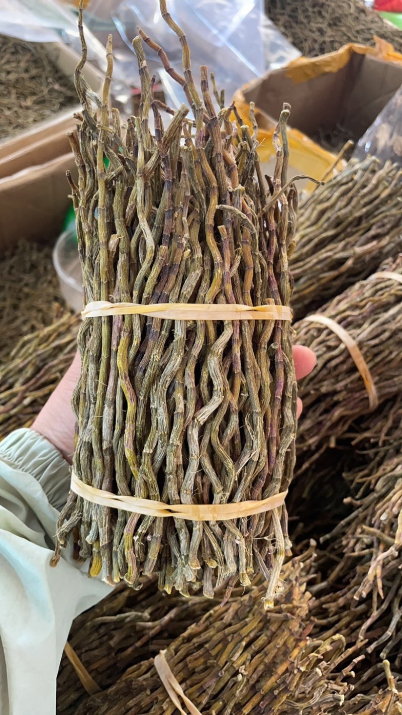 铁皮石斛石斛干条捆条全胶散条基地直发，诚信经营